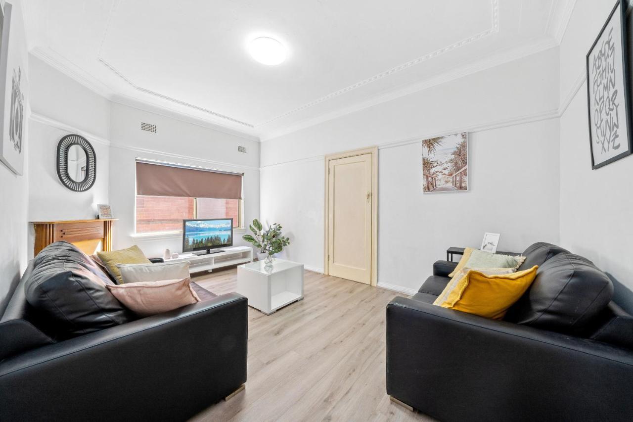 Burwood Newly Renovated 2 Bedroom Apartment Sidney Exterior foto
