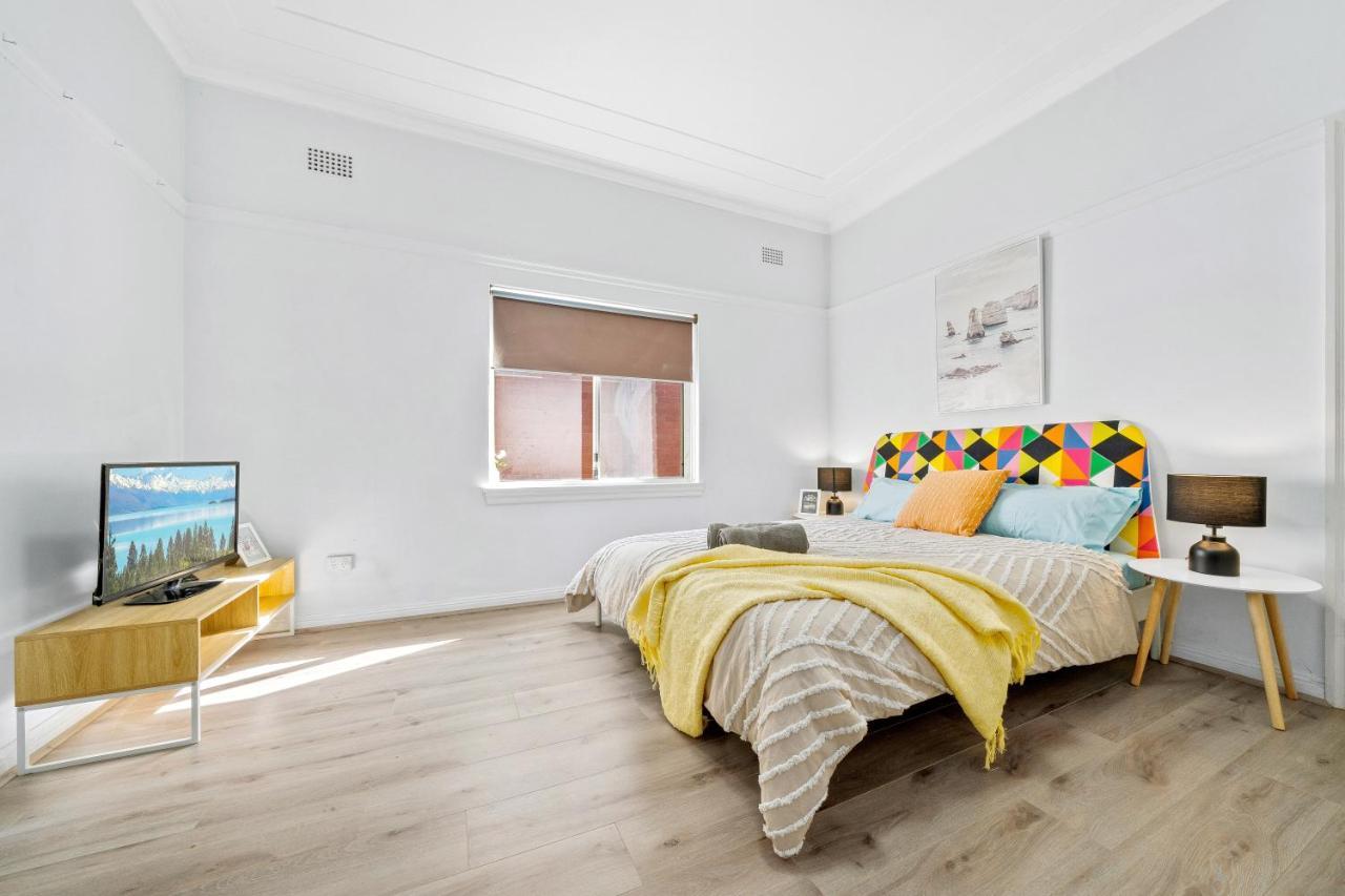 Burwood Newly Renovated 2 Bedroom Apartment Sidney Exterior foto
