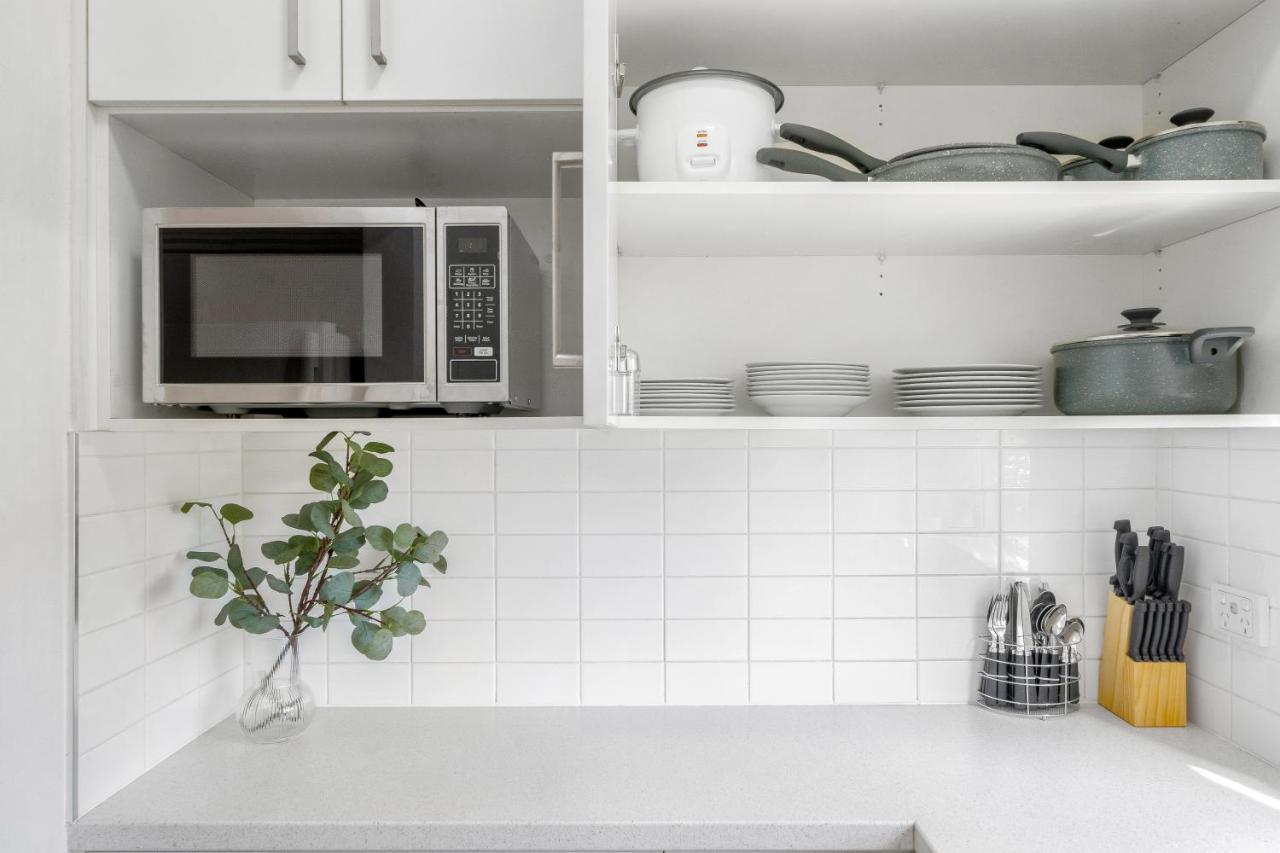 Burwood Newly Renovated 2 Bedroom Apartment Sidney Exterior foto
